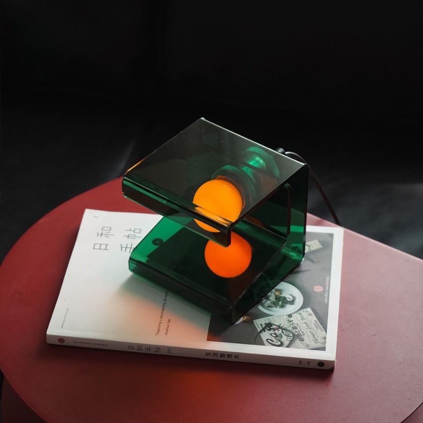 Luminária de Mesa Moderna em A - Desk Setup Minimalist avaliação e preço