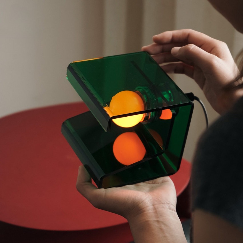 Luminária de Mesa Moderna em A - Desk Setup Minimalist avaliação e preço